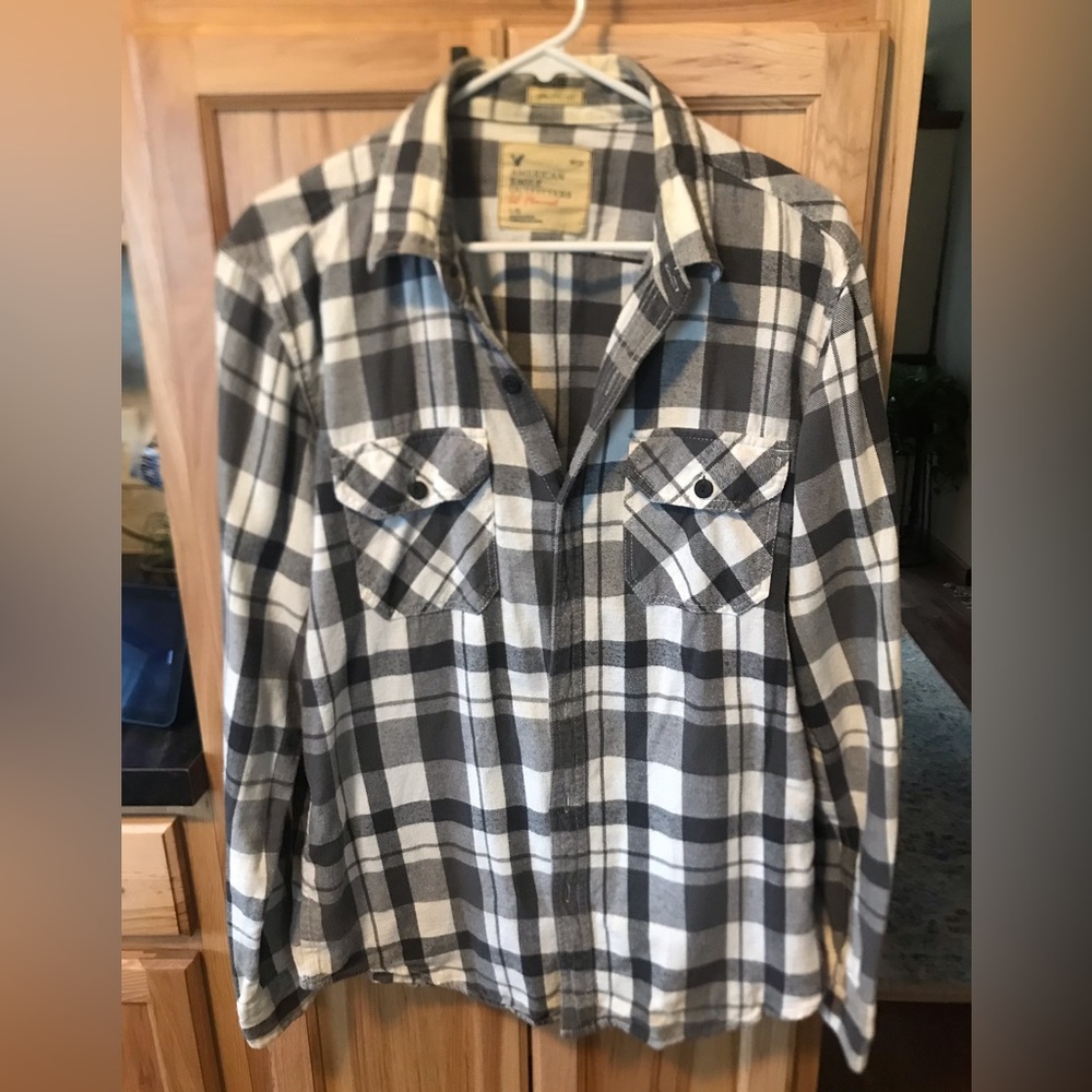 American Eagle Outfitters Flannel - Black & White Men’s - L